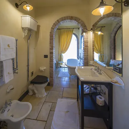 Hotel La Ghiaia - *